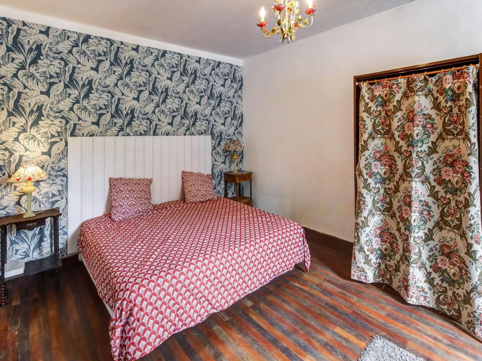 Traditional Holiday Home In Brinon Sur Beuvron Exterior photo